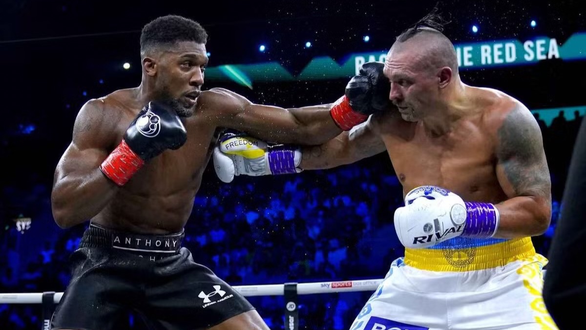 Anthony Joshua training with rival Oleksandr Usyk to prepare for likely fight with Tyson Fury