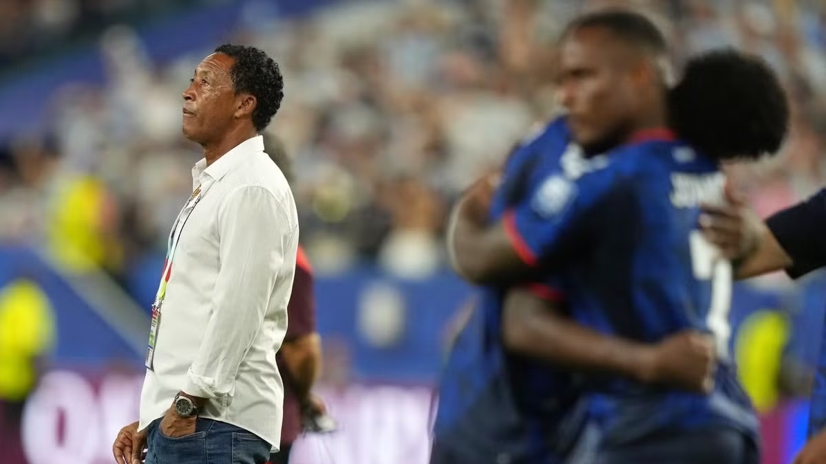Cape Verde's coach Bubista praises team after going toe-to-toe with reigning champs