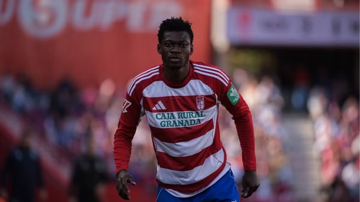 Real Madrid complete signing of Oscar Naasei from Granada