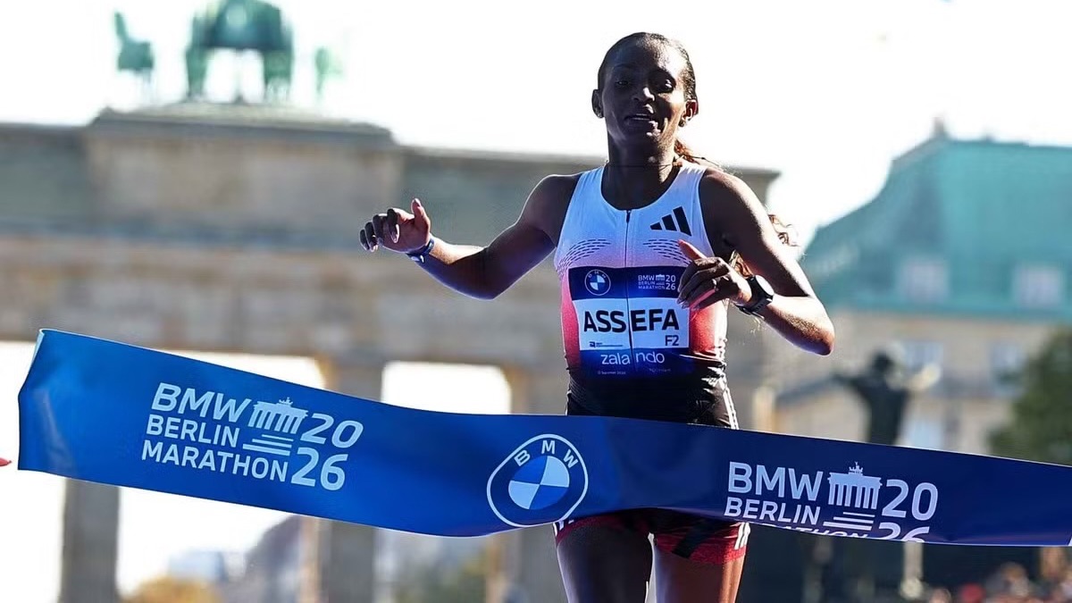 Assefa narrowly misses world record at Berlin Marathon, Adola wins men's race in an all-Ethiopian podium