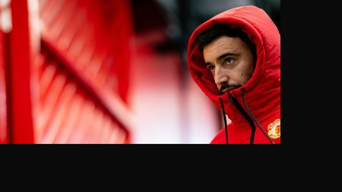 Fernandes Benched as Man Utd Crumble 3-0 Against Bournemouth